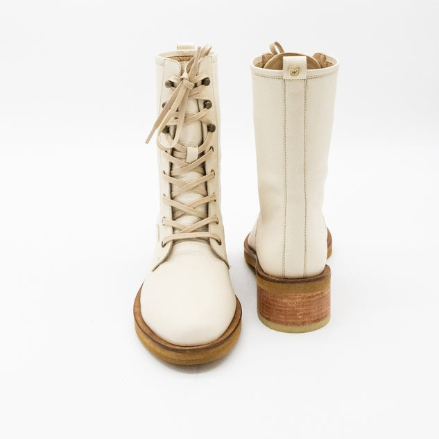 Yuhup combat boots - Ivory leather