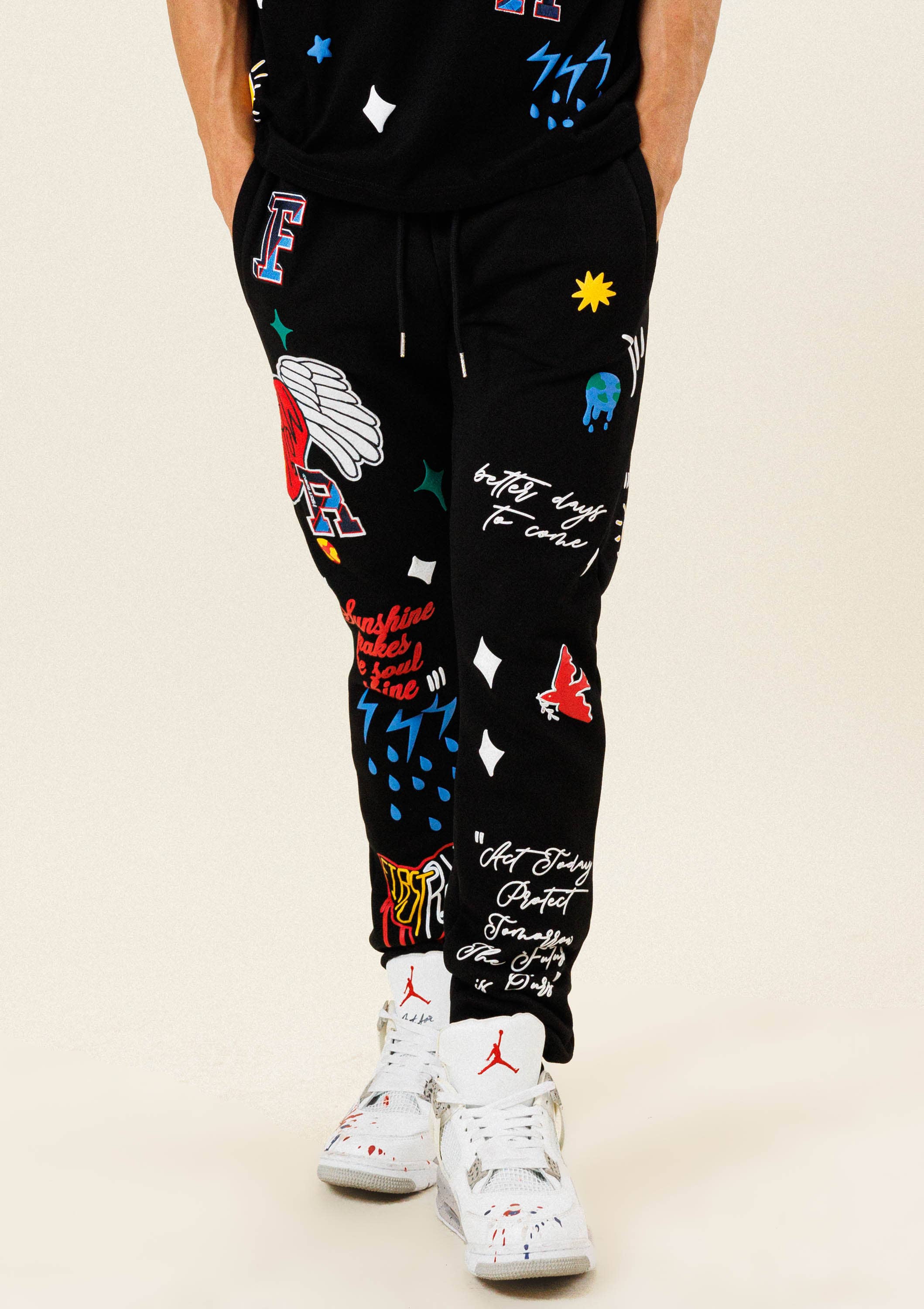 ALL OVER EMBROIDERED JOGGER