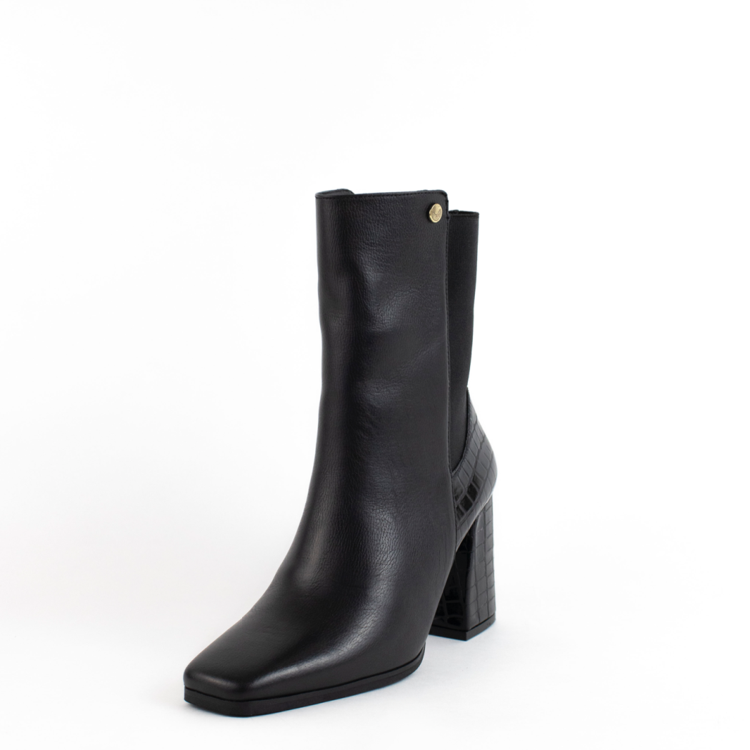 Florence booties in black leather