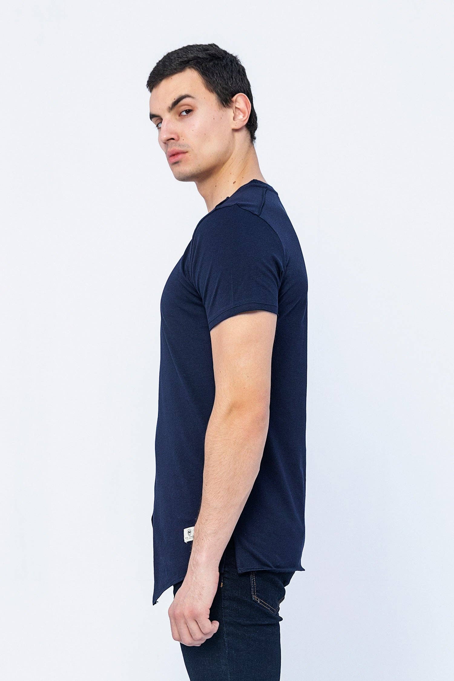 8200 BLACK IRIS T-SHIRT