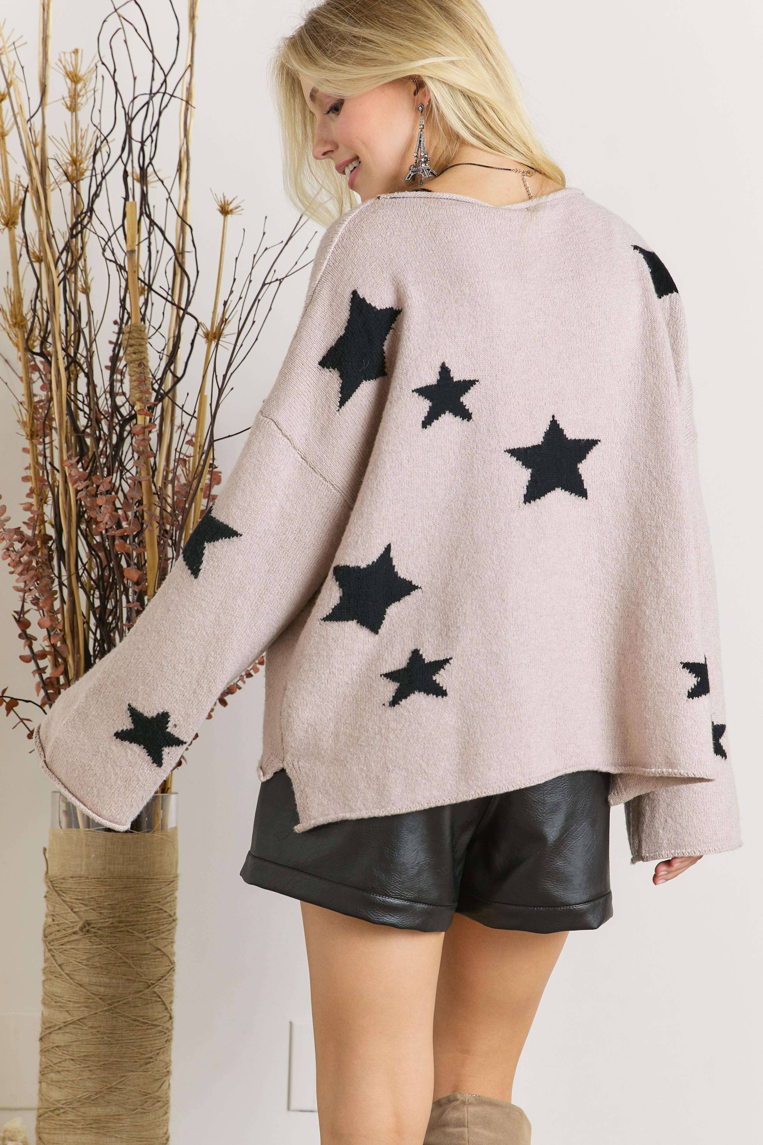 CESW2562 - STAR OVERSIZE SWEATER