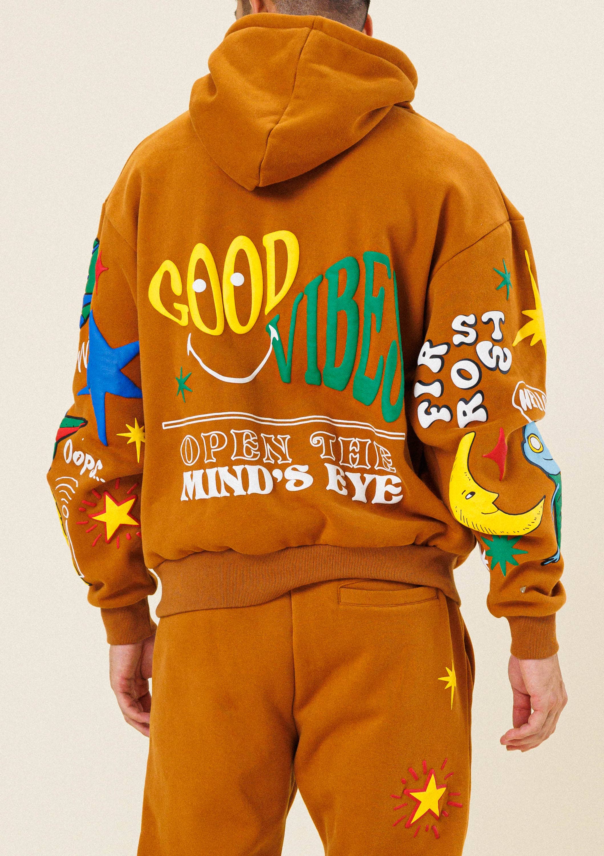 GOOD VIBES  DODDLE  HOODIE