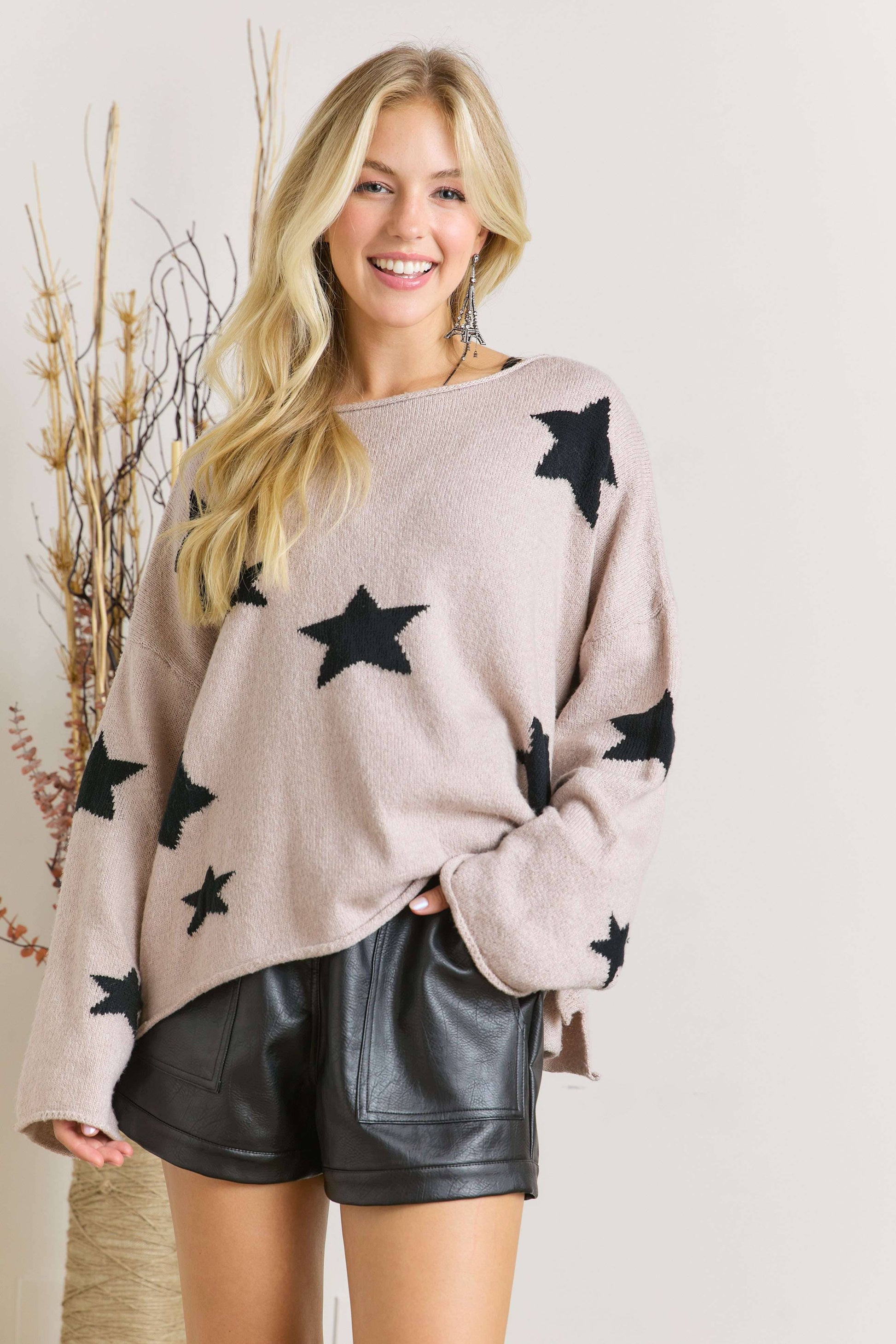 CESW2562 - STAR OVERSIZE SWEATER