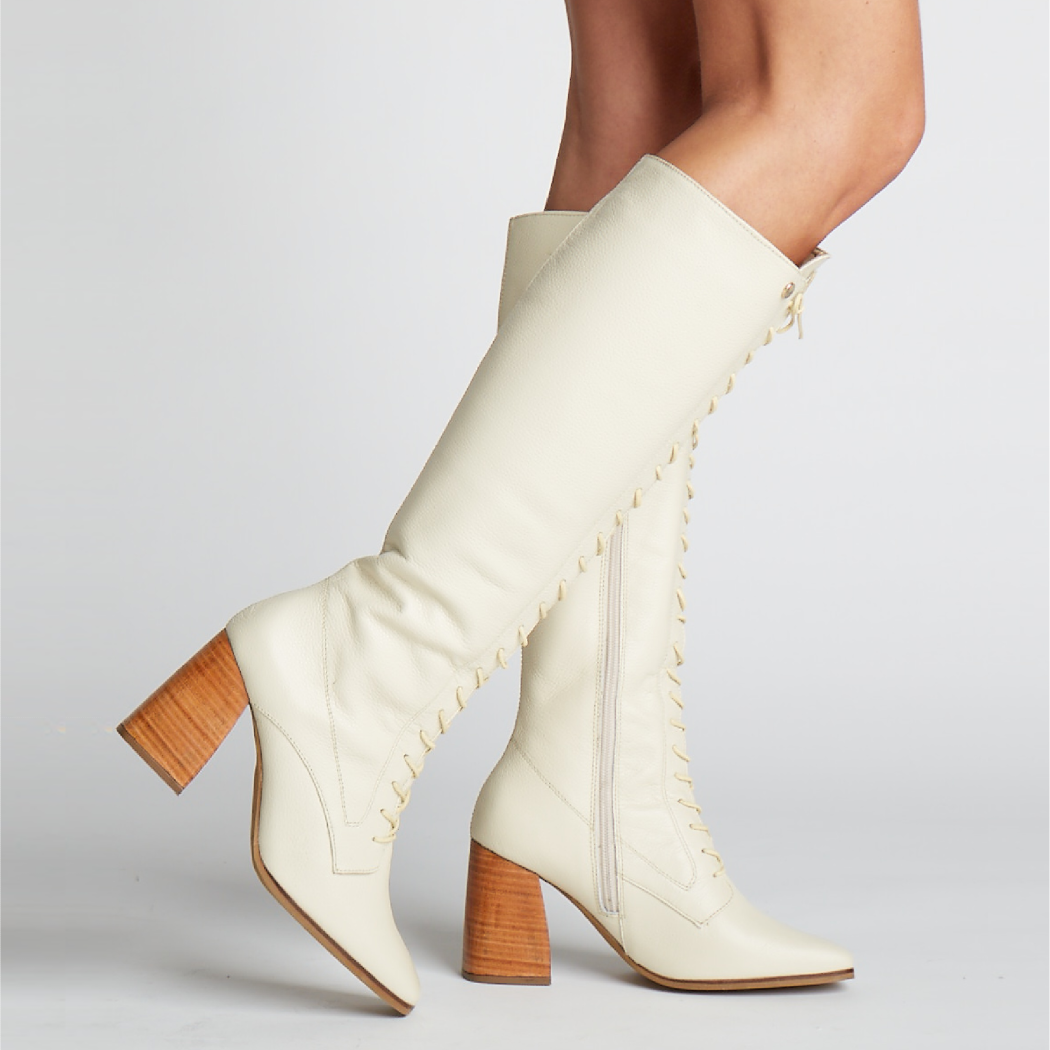 Renaissance laced-up knee-high heeled boots in iv0ry leather