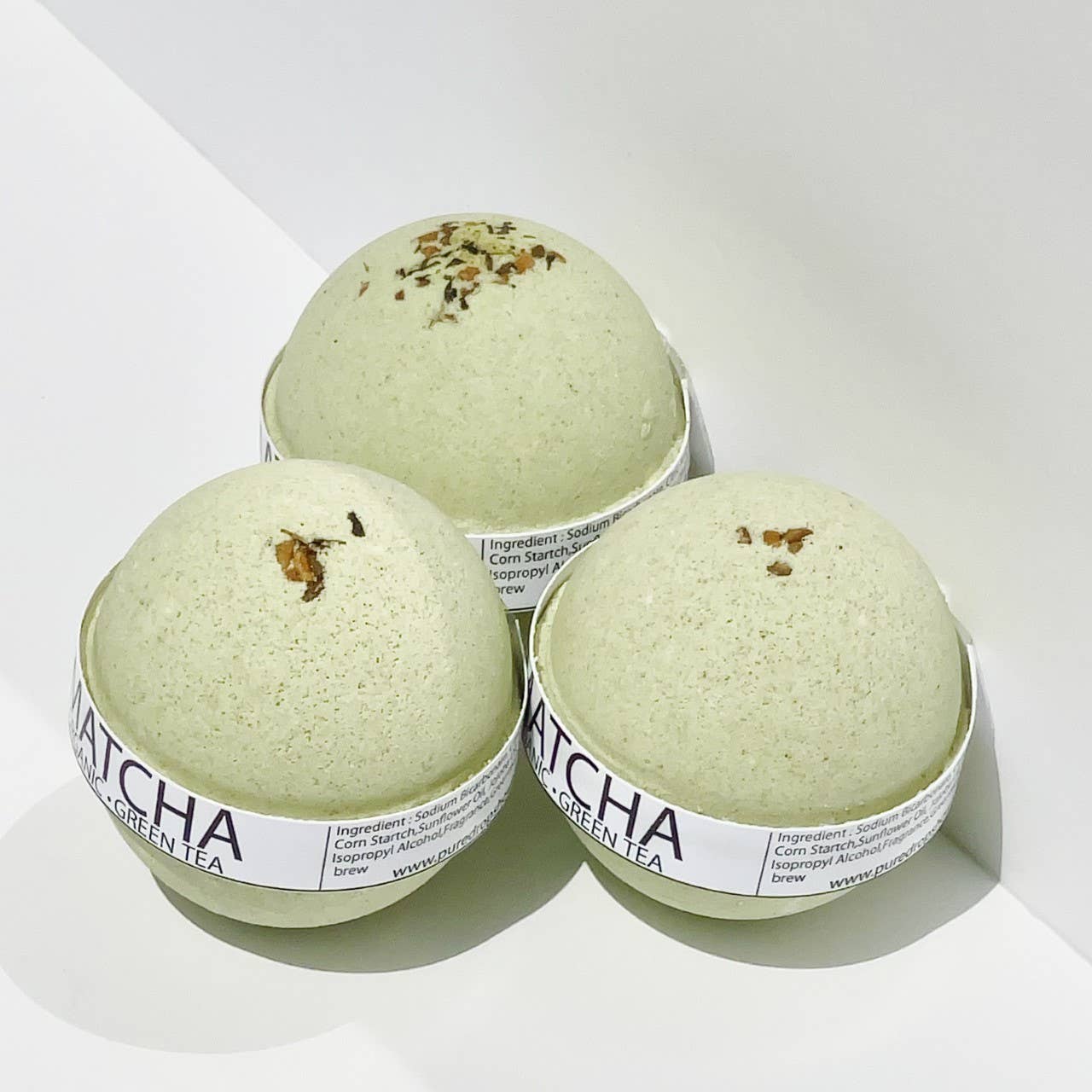Pure Drop - Organic Matcha Greentea Bath Bomb - 8oz (7802948190435)